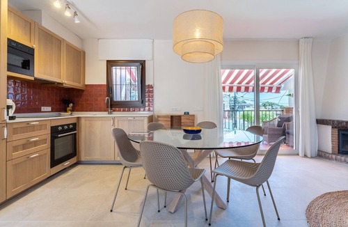 La Capellania House | Holiday Home 'Feliz' with Sea View, Wi-Fi and Air Conditioning