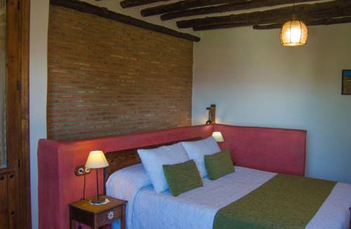 Nechite House | Holiday Home Gemütliches Haus in Anlage mit Pool und Garten by Interhome