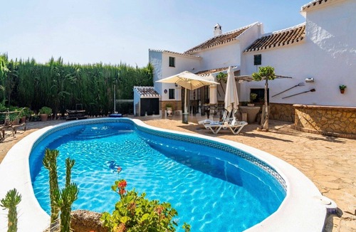 Archidona House | Holiday Home in Archidona with private pool