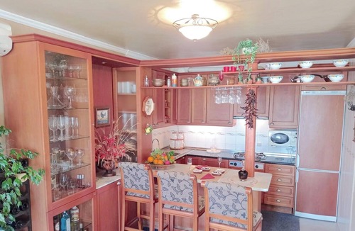 Casarabonela House | Holiday Home La huerta de Bonela with Mountain Views, Pool & Wi-Fi