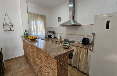 Marchena Cottage | Holiday Home Limones