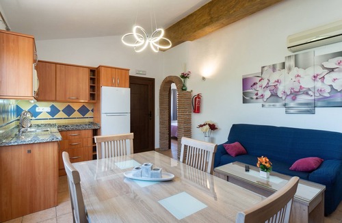 Velez-Malaga House | Holiday Home Los Aperos 2 with Sea View, Pool, Garden & Wi-Fi