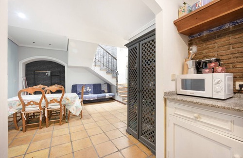 San Fernando House | Holiday Home 'Magnificent Bungalow 2 Floors 110' with Lake View, Shared Pool and Private Terrace
