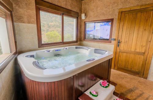 Laroya House | Holiday Home Mirador by Interhome