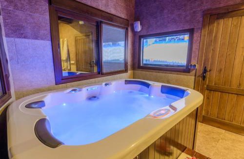Laroya House | Holiday Home Mirador by Interhome