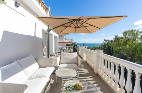 Mijas House | Holiday Home 'Modern Villa with Private Pool' with Sea View, Wi-Fi and Air Conditioning