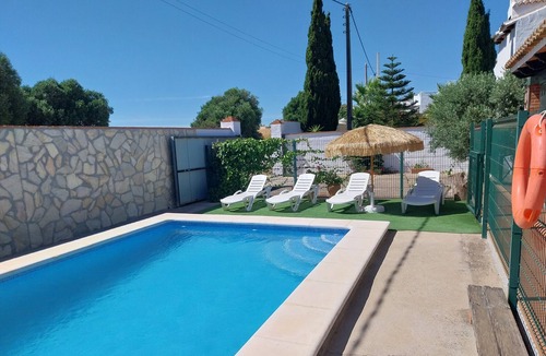 Conil de la Frontera House | Holiday Home "Montemar" with Sea View, Pool & Wi-Fi