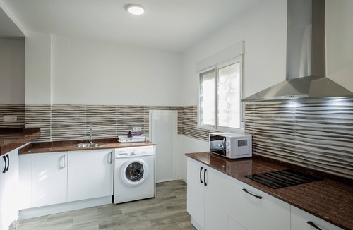 La Rinconada House | Holiday Home 'Reposo' with Private Pool, Wi-Fi and Air Conditioning