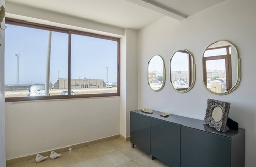Bolonia House | Holiday Home 'Tarifa' with Sea Views, Wi-Fi and Air Conditioning