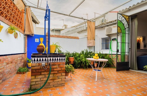 Manzanilla House | Holiday Home 'Una Casa Azul' with Private Terrace and Air Conditioning