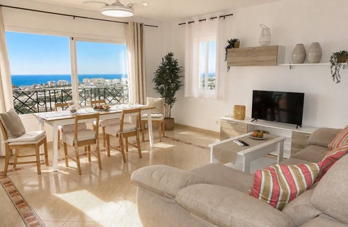 Torrox Costa House | Holiday Home 'Villa Brisas Del Mar' with Sea View, Wi-Fi and Air Conditioning