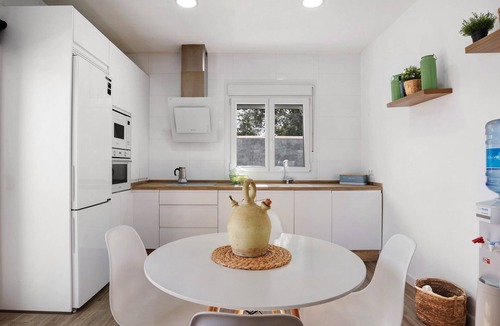 San Ambrosio House | Holiday Home 'Villa Edén' with Private Pool, Wi-Fi and Air Conditioning