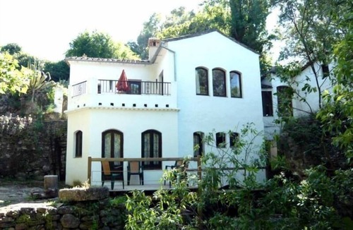 Grazalema House | Holiday home with a patio near a waterfall