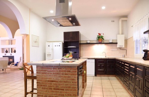 Lora Del Rio House | Holiday house Lora del Rio for 7 - 14 persons with 5 bedrooms - Holiday house