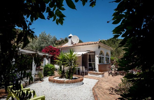 Almogia Villa | Holiday Villa with Swimming Pool, Almogia