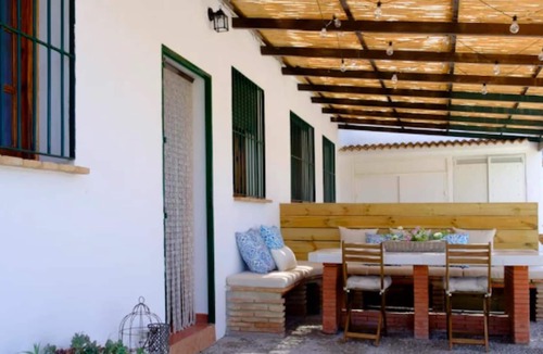 Alozaina Apartment | Holidays2Alozaina Fresquedal 2 bedrooms apartment with pool, BBQ in countryside