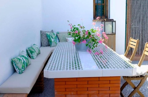 Alozaina Villa | Holidays2Alozaina Villa private pool, BBQ in nice countryside