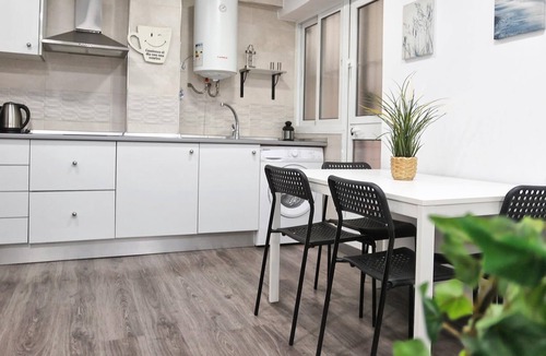 Jardin de la Abadia Apartment | Holidays2Malaga Goya - Huelin area at 500 mts from beach.