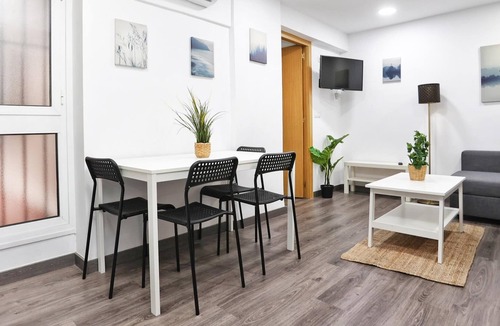 Jardin de la Abadia Apartment | Holidays2Malaga Goya - Huelin area at 500 mts from beach.