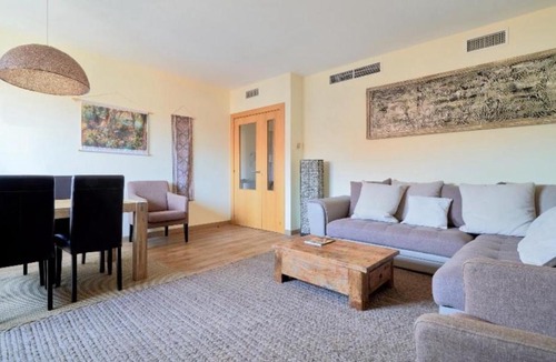 Parque Ayala Apartment | Holidays2Malaga Heroe de Sostoa con piscina junto Estacion AVE y playa