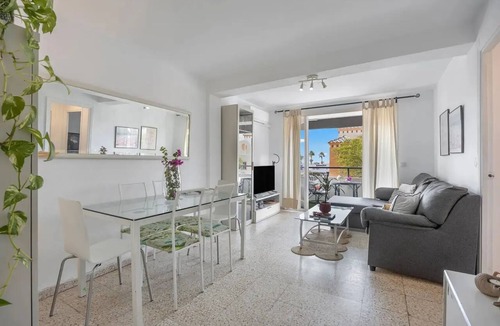 Sanlucar de Barrameda Apartment | Homerez - Apartment Sanlúcar de Barrameda