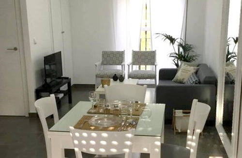 Distrito Sur Apartment | Homerez - Beautiful appartement for 4 ppl. with balcony at Córdoba