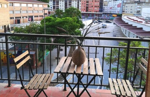 Ensanche Centro Apartment | Homerez - Beautiful appartement for 7 ppl. with balcony at Málaga