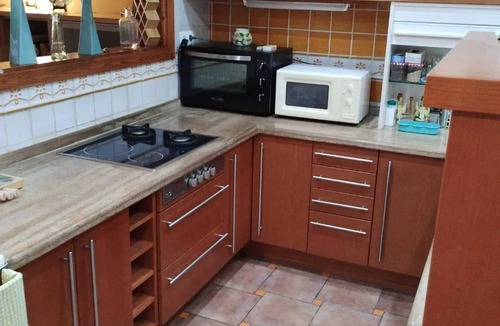 Benalmadena Costa Ski Chalet | Homerez - Chalet for 5 ppl. with sea view, garden and balcony at Benalmádena