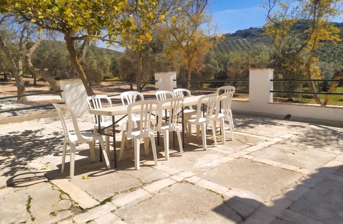 Estepa House | Homerez - Charming house in Estepa, mountain view