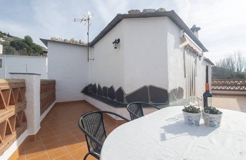 Cadiar House | Homerez - Charming House in Cádiar with Mountain View