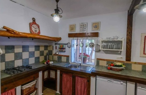 Chauchina Villa | Homerez - Grand Villa in Chimeneas, private pool