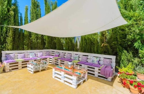 Chauchina Villa | Homerez - Grand Villa in Chimeneas, private pool