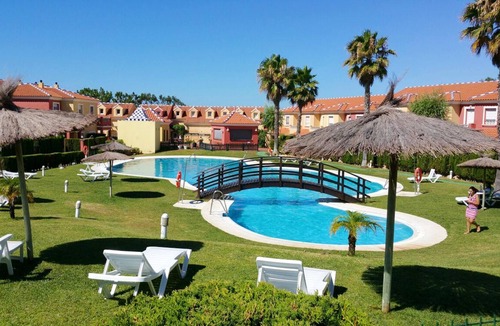 Islantilla Apartment | Homerez - Nice appartement 700 m away from the beach for 5 ppl. with shared pool
