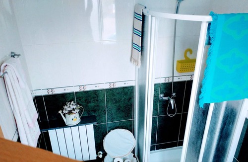 Almagro House | Homerez - Spacious house for 6 ppl. with garden and balcony at Almagro
