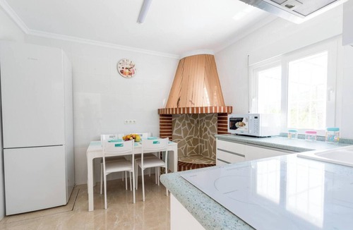 Sayalonga Villa | Homerez - Villa in Competa