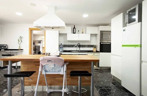 Linares Villa | Homerez - Villa in Linares