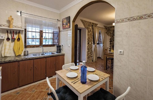 Mondron Villa | Homerez - Villa in Mondrón