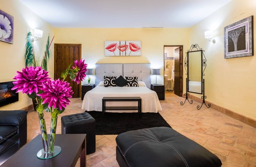 Palma del Rio Hostel | Hospedería Convento de Santa Clara