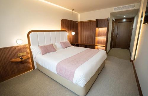 Villafranca de los Barros Hotel | Hospedium Hotel A Mar