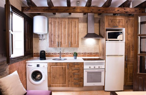 Carataunas Apartment | Host Carataunas Three
