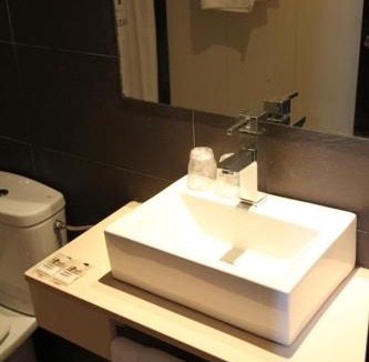 Ceuta House | Hostal Central