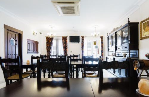 Trigueros House | Hostal Ciudad Trigueros