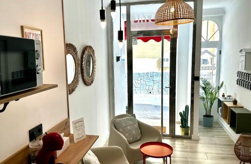 Olula Del Rio House | Hostal J&C