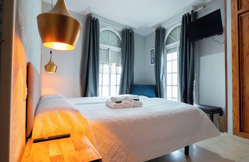 San Julian Hostel | Hostal La Muralla