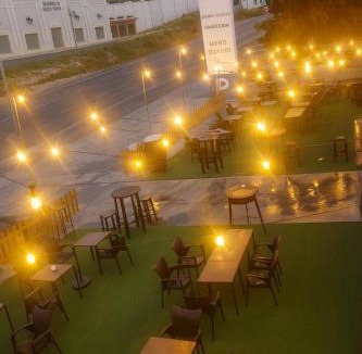 Lucena Hotel | HOSTAL LAS PALOMAS