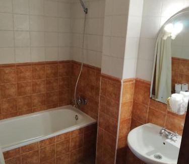 Alcaracejos Hostel | Hostal Restaurante El Parador