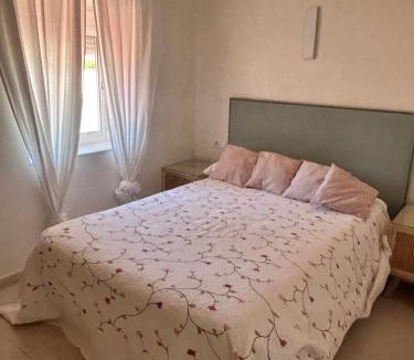 El Garrobo House | Hostal Restaurante Puerto Blanco
