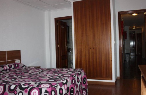 Maria Hostel | Hostal Restaurante Torrente