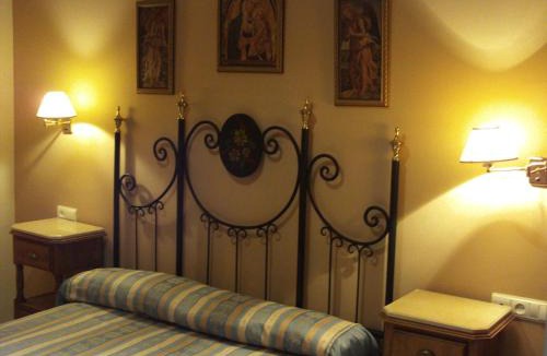 Almodovar del Rio House | Hostal San Luis