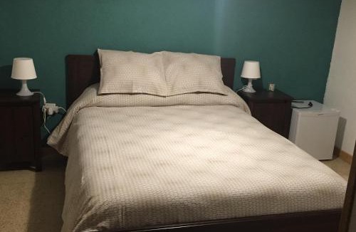 Tres Cantos House | Hostal Tres Cantos